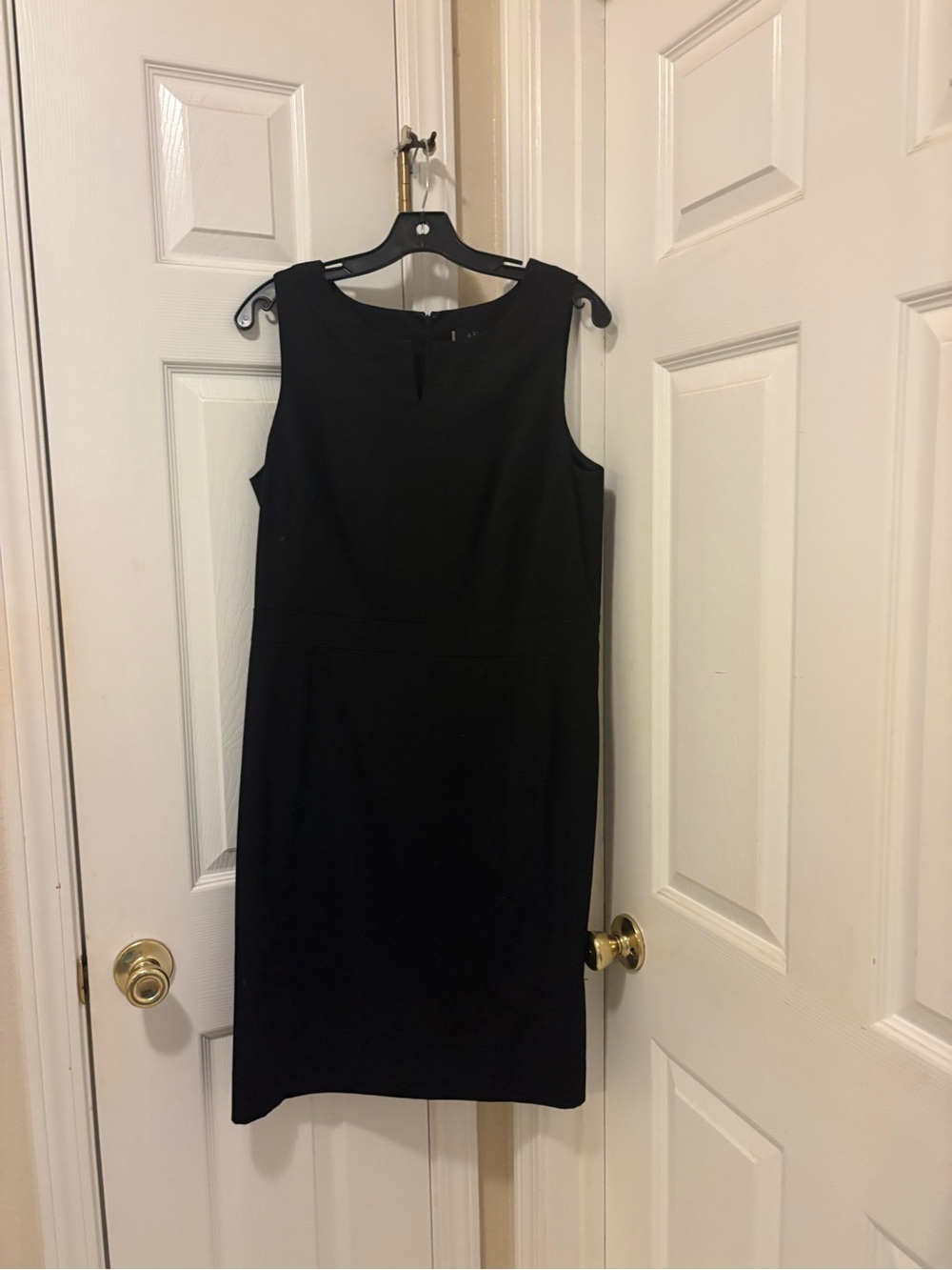 Anne Klein Black Sleeveless Midi Sheath Dress